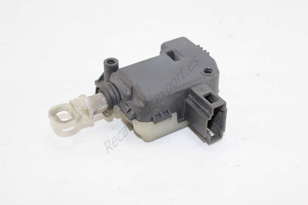 Motor cierre centralizado porton Seat Ibiza Cordoba 1M5862159C 1M5 862 159 C 1M0959781A 1M0 959 781 A - foto 1
