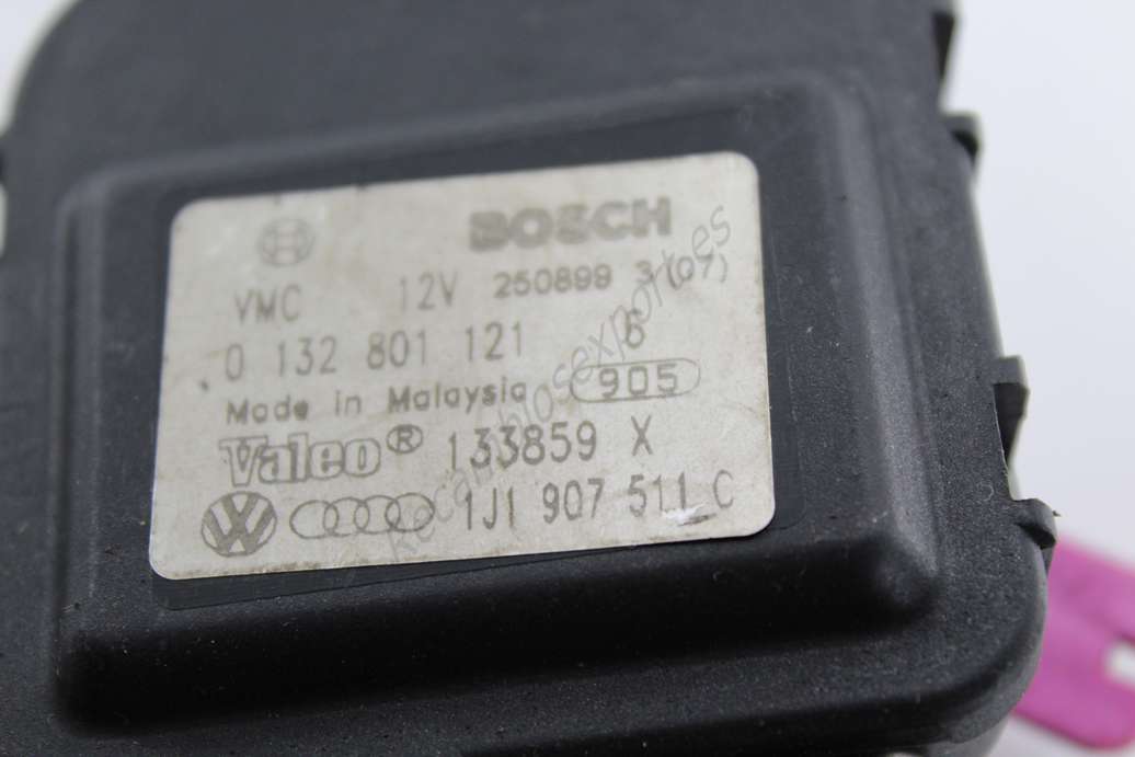 Servomotor calefacción VW Volkswagen Golf Audi A3 1J1907511C 1J1 907 511 C Bosch 0132801121 0 132 801 121 - foto 2