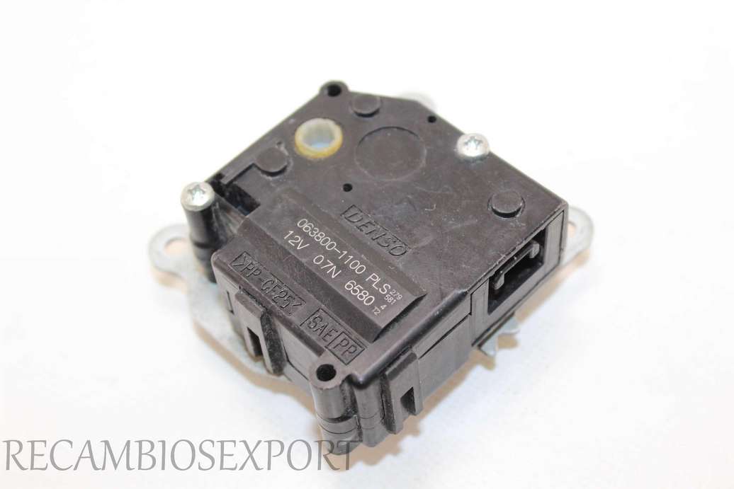 Servomotor de calefacción Toyota RAV 4 0638001100 063800-1100 Denso - foto 1
