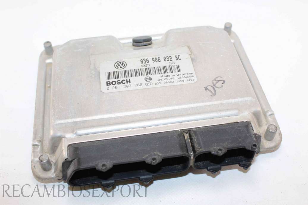 Centralita del motor VW Polo 030906032BC 030 906 032 BC Bosch 0261206766 0 261 206 766 - foto 1