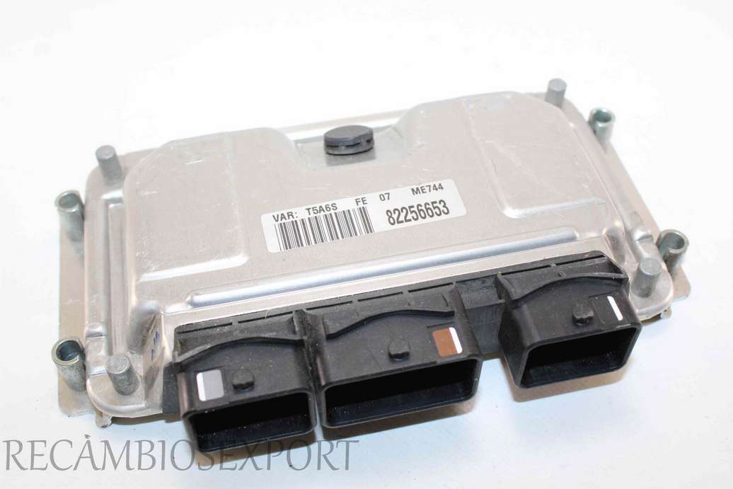 Centralita del motor Peugeot 307 9638765680 9638765680id05 96 387 656 80 id05 Bosch 0261206943 0 261 206 943 - foto 1
