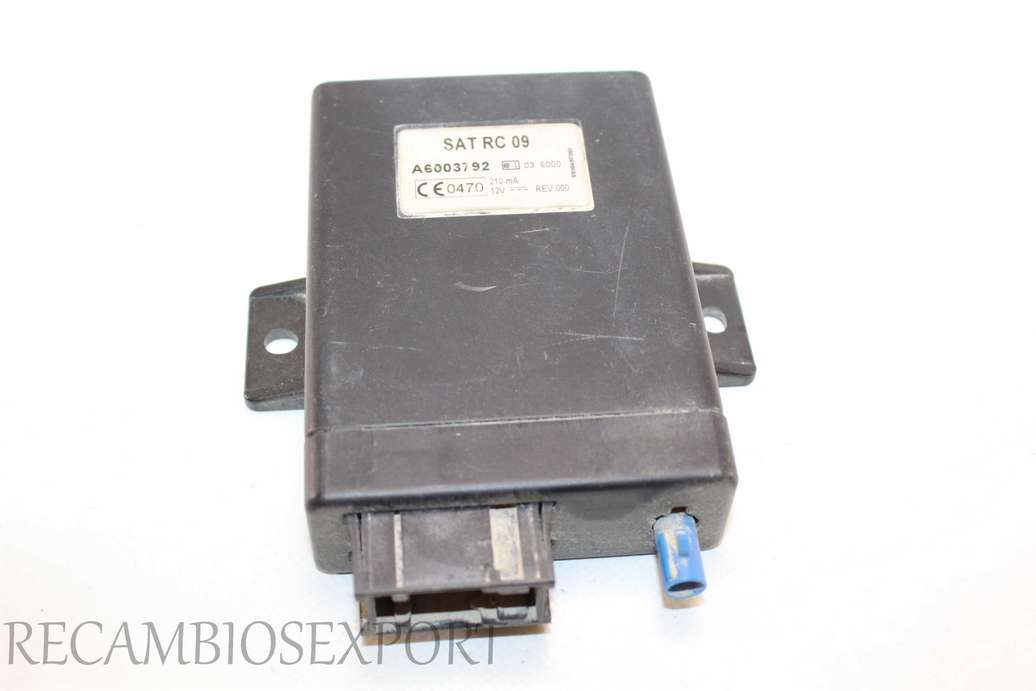 Módulo de control de la carrocería Fiat Grande Kia Sorento A6003792 SATRC09 SAT RC 09 - foto 1