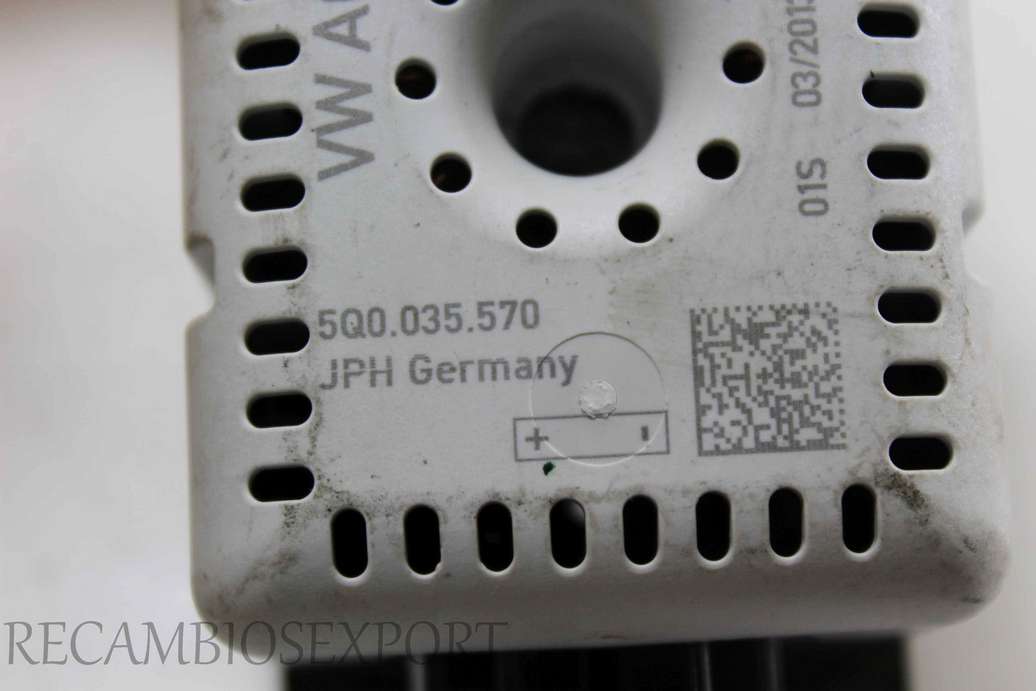 Amplificador de antena Volkswagen Golf 5Q0035570 5Q0.035.570 - foto 2