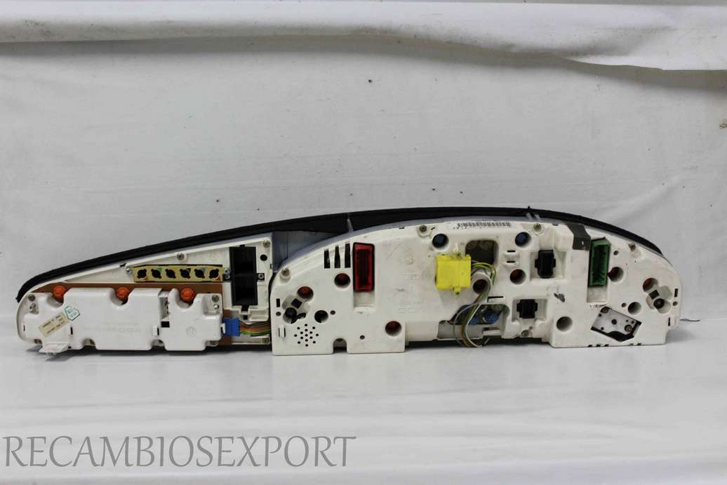 Cuadro de instrumentos Audi A6 C4 100 4A1919033FP 4A1 919 033 FP VDO 110008674003 110.008/674/003 - foto 2