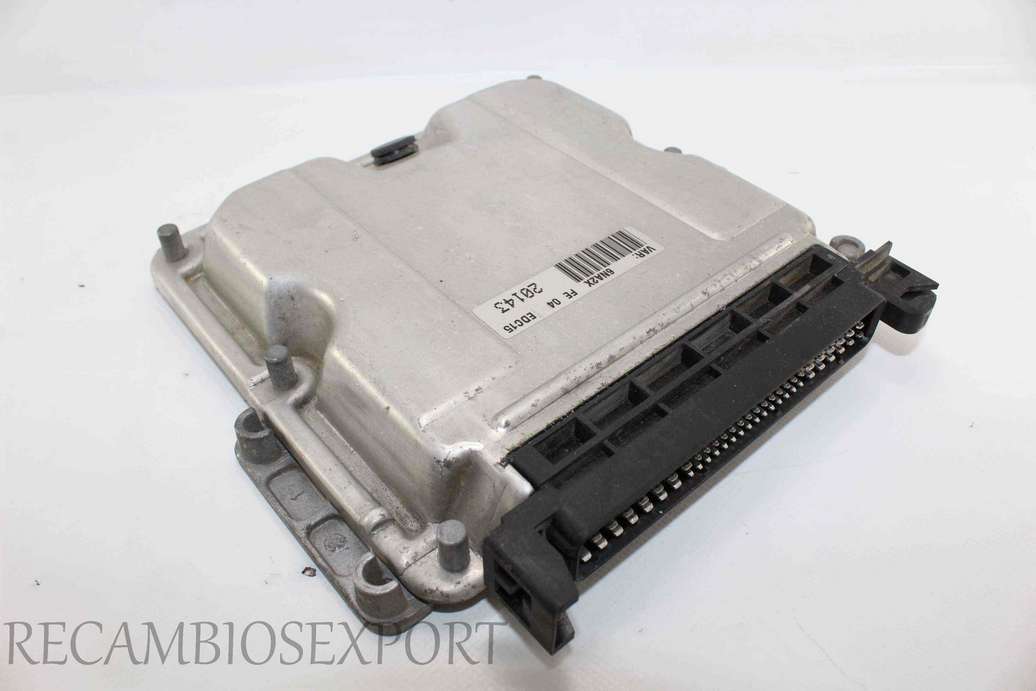 Centralita del motor PSA 9635158480 96 351 584 80 Bosch 0281010137 0 281 010 137 EDC15C2 - foto 1