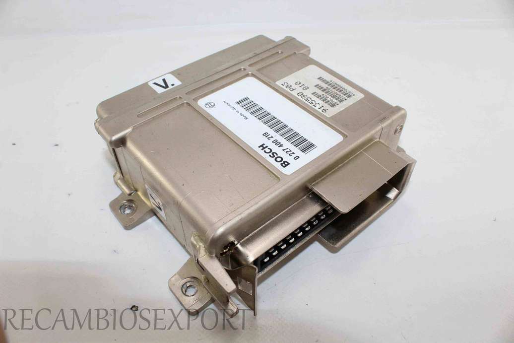 Centralita del motor Volvo 940 945 9135590 P03 9135590P03 Bosch 0227400219 0 227 400 219 - foto 1