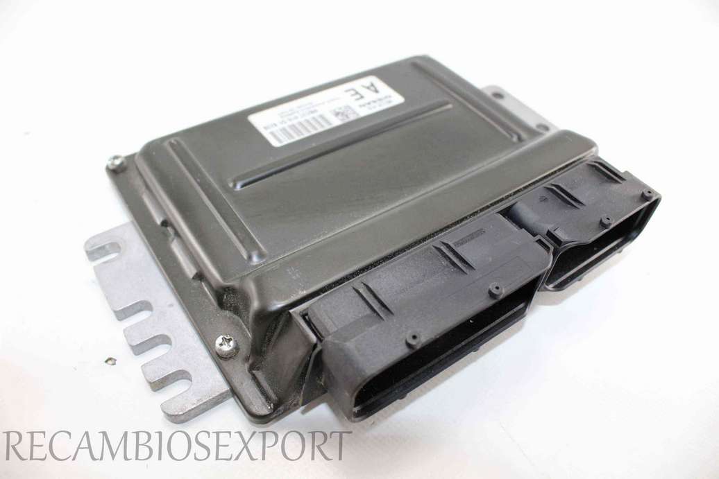 Centralita del motor Nissan Primera MEC37010 MEC37-010 - foto 1