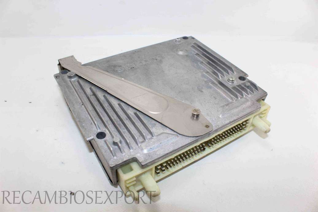 Centralita del motor Volvo 850 1T30048142 P9135975 Siemens S103955400D S103955400 - foto 1