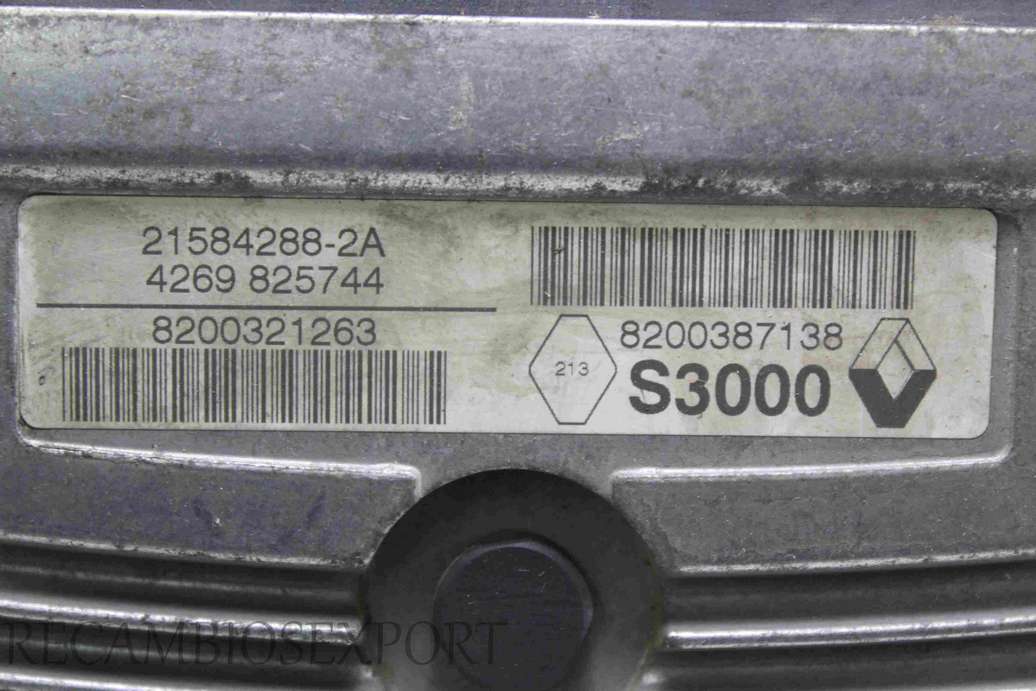 Centralita del motor  Renault 215842882A 21584288-2A 4269825744 8200321263 8200387138 S3000 - foto 2