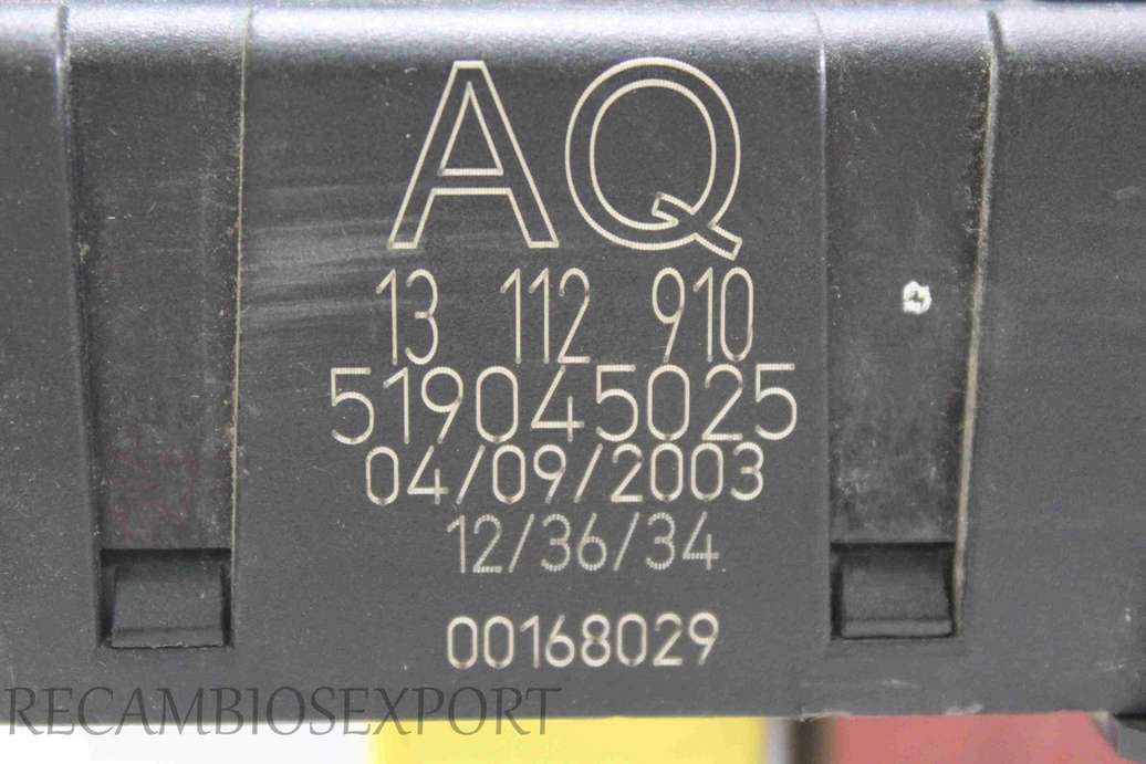 Caja de fusibles BSI Opel Vectra C 13112910 13 112 910 519045025 AQ - foto 3