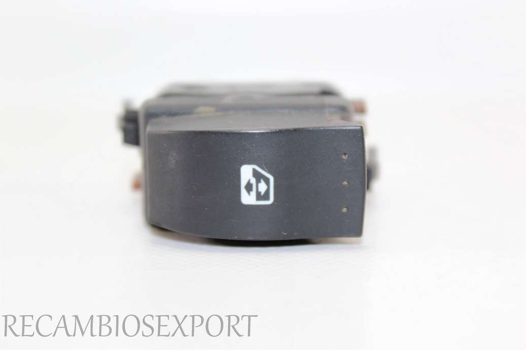 Interruptor de elevalunas Renault Laguna 002448B 2648802 26488 02 - foto 1