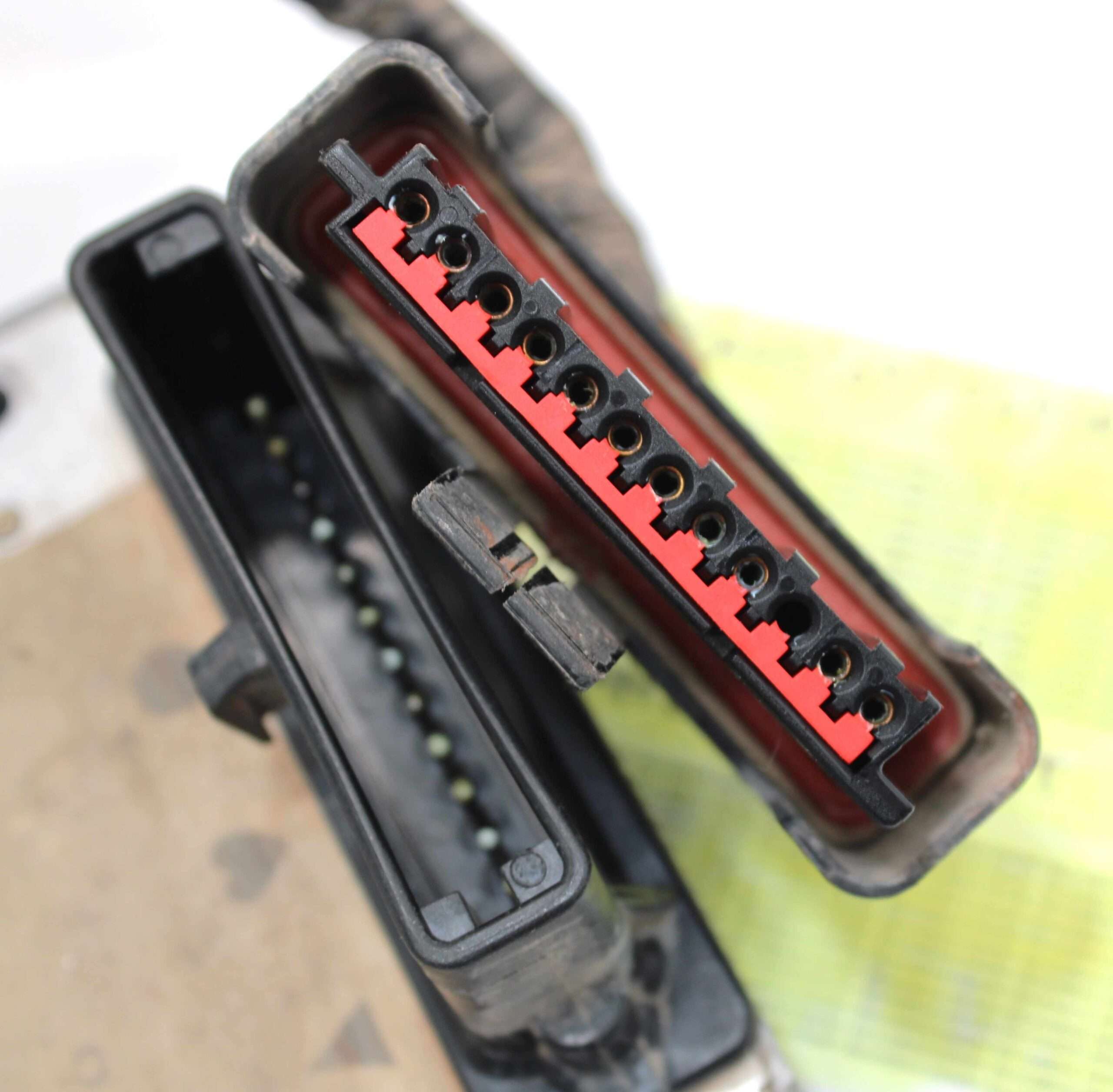 Módulo de Control de Encendido Ford Escort - foto 4
