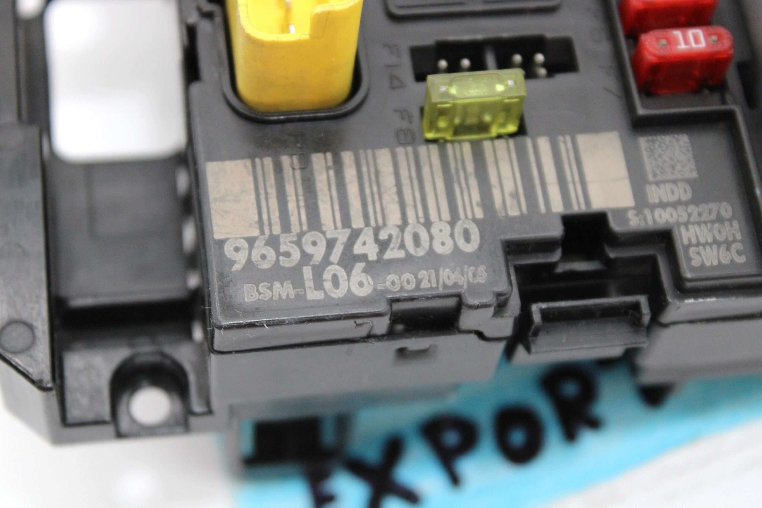 Caja de Fusibles Peugeot 307 207 Citroen C3 BSM-L06-00 - foto 2