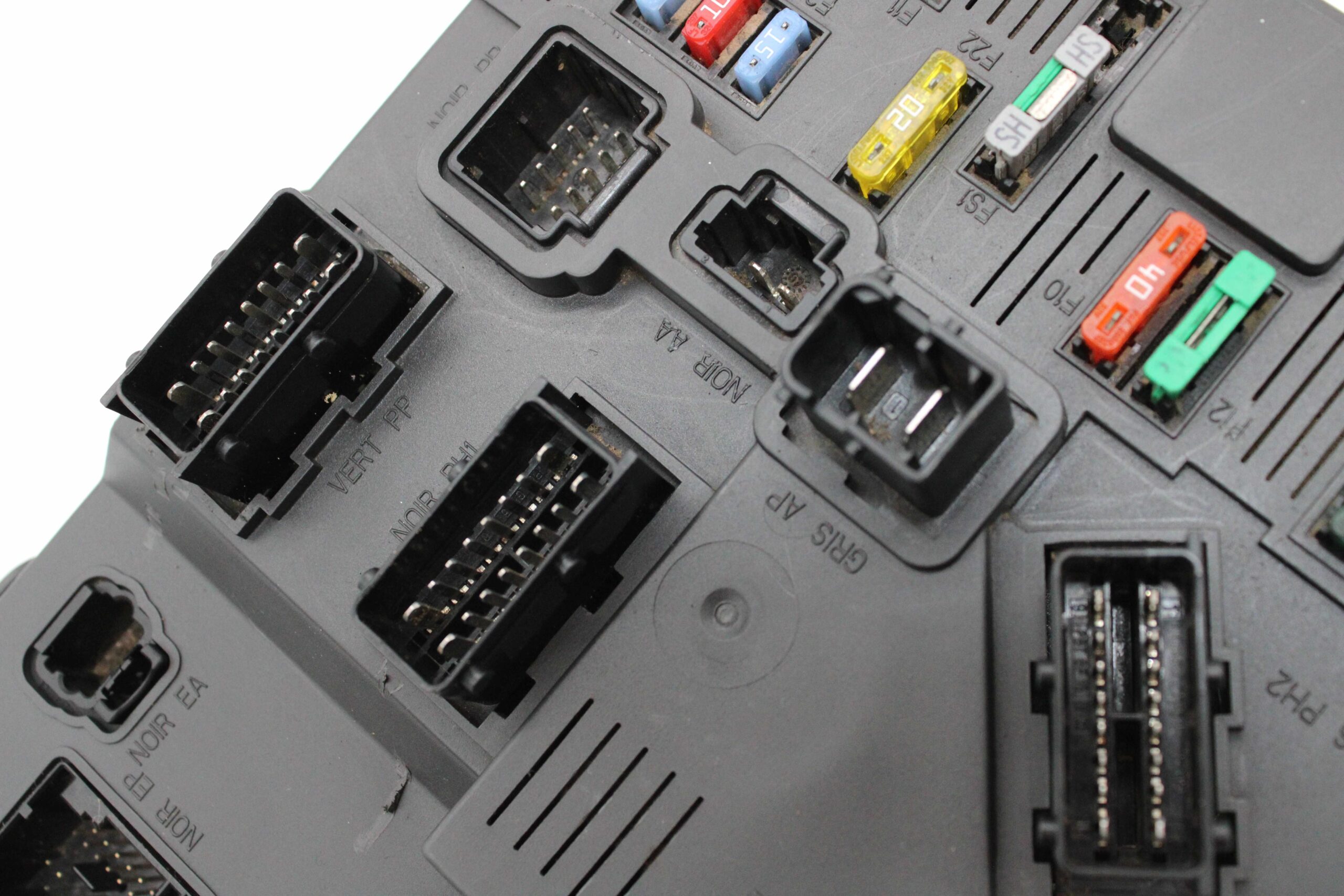 Caja de Fusibles Citroen Peugeot BSI E01-00 - foto 4