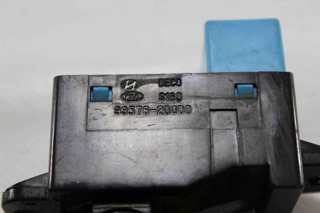 Interruptor de elevalunas Hyundai Elantra Kia Carnaval Magentis 935762D000 93576-2D000 Deco 621W03620 - foto 2