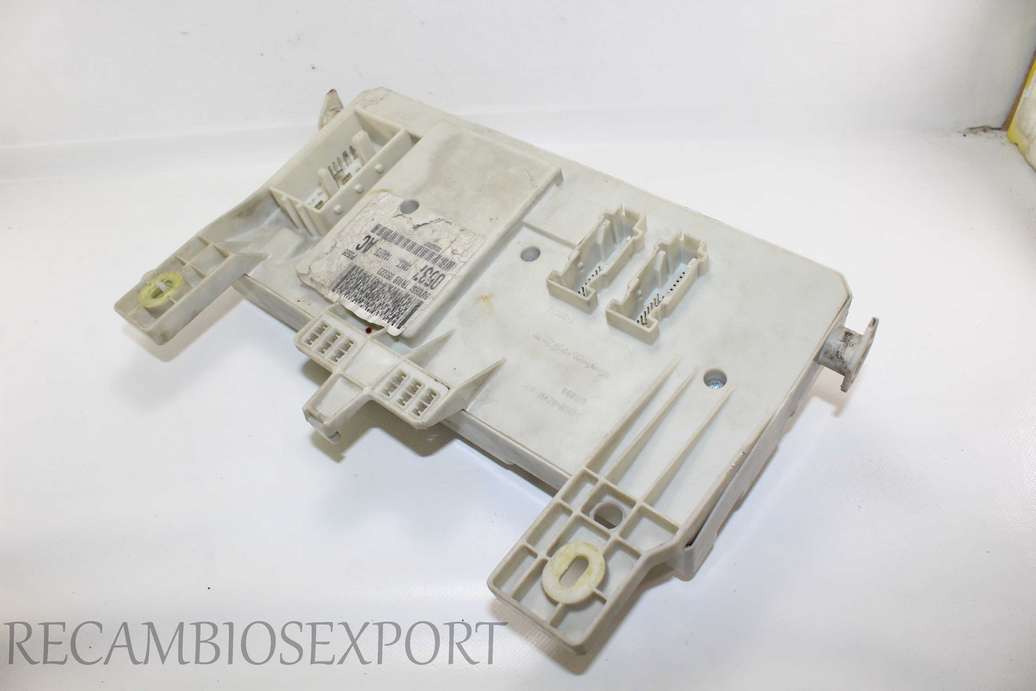 Caja de fusibles Ford Focus 4M5T14A073AC 4M5T 14A073 AC 00024369 519094205 - foto 2