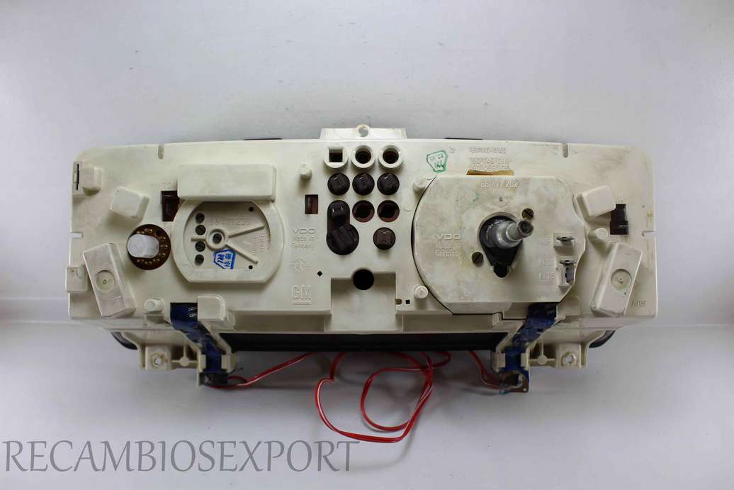Cuadro de instrumentos Opel Rekord 90149099 90 149 099 90059126 90 059 126 81117340 81 117 340 88471262 88 471 262 88471229 - foto 2