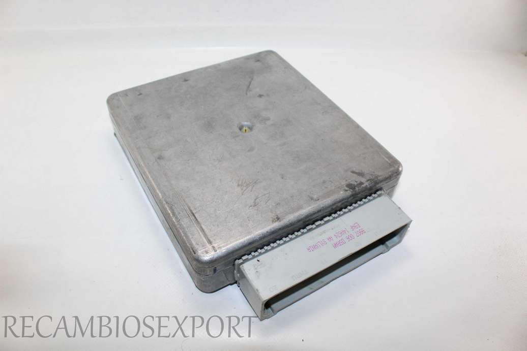Centralita del motor Ford Focus 98AB12A650CXE 98AB-12A650-CXE LP4 332 - foto 1