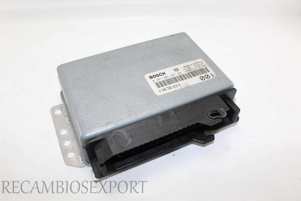Centralita del motor Alfa Romeo 145 146 00465328100 0 046 532 810 0 Bosch 0261204481 0 261 204 481 - foto 1