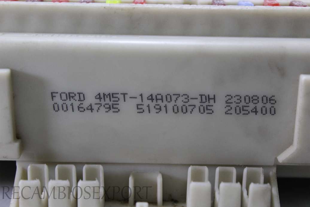 Caja de fusibles Ford Focus 6M5T14014ARA 4M5T14A073DH 4M5T 14A073 DH 519100705 00164795 - foto 2