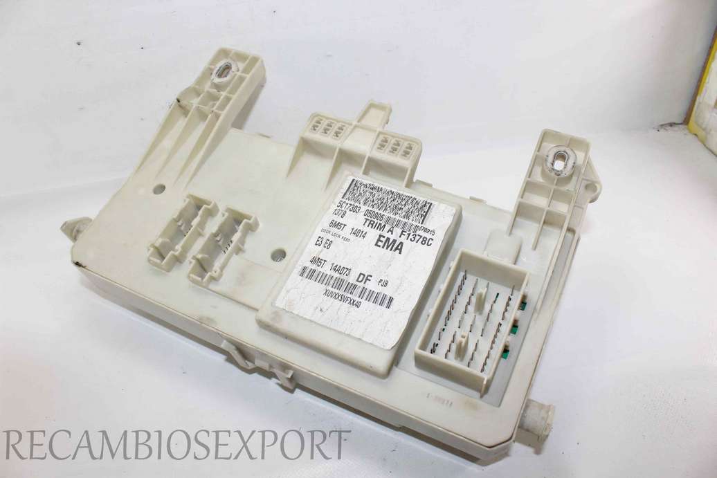 Caja de fusibles Ford Focus C-Max 4M5T14A073DF 4M5T-14A073-DF 519100507 4M5T14A073DF 4M5T 14A073 DF 97RA000001 97RA-00 0001 - foto 2