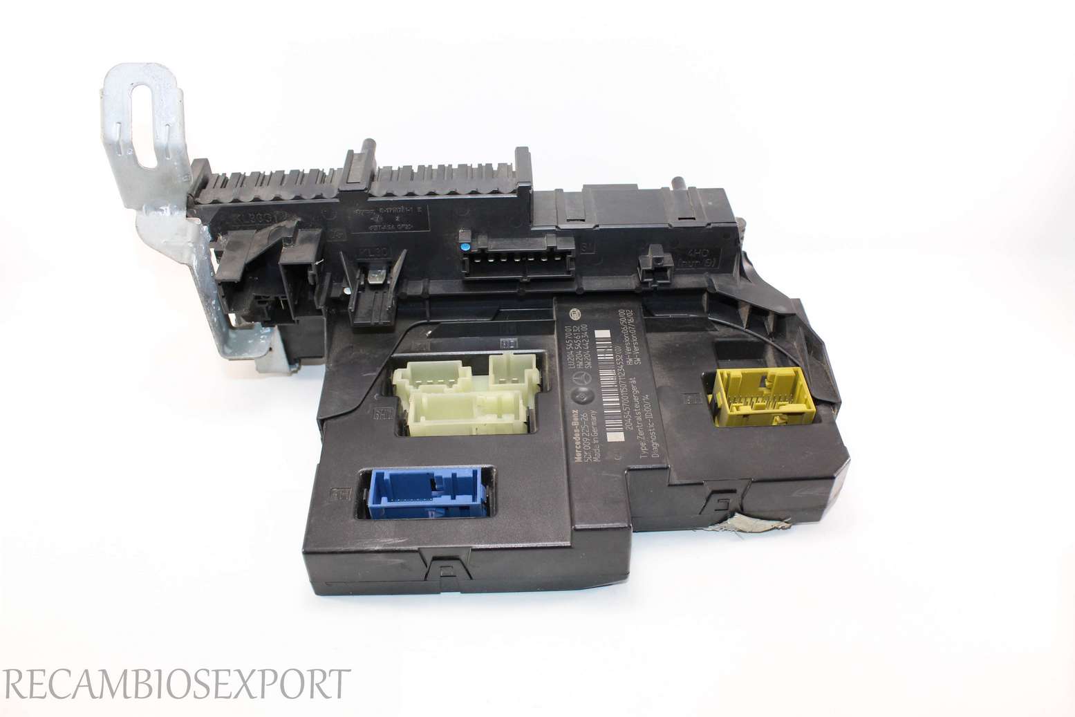Caja de fusibles Mercedes W204 2045457001 204 545 70 01 2045456132 204 545 6132 2044423400 204 442 34 00 Hella 5DK00922526 5DK 009 225-26 - foto 2