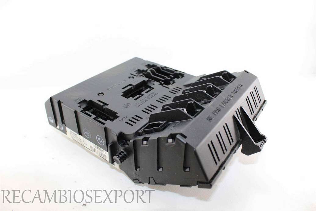 Caja de fusibles Renault Megane Siemens S103600100L S103600100 L - foto 1