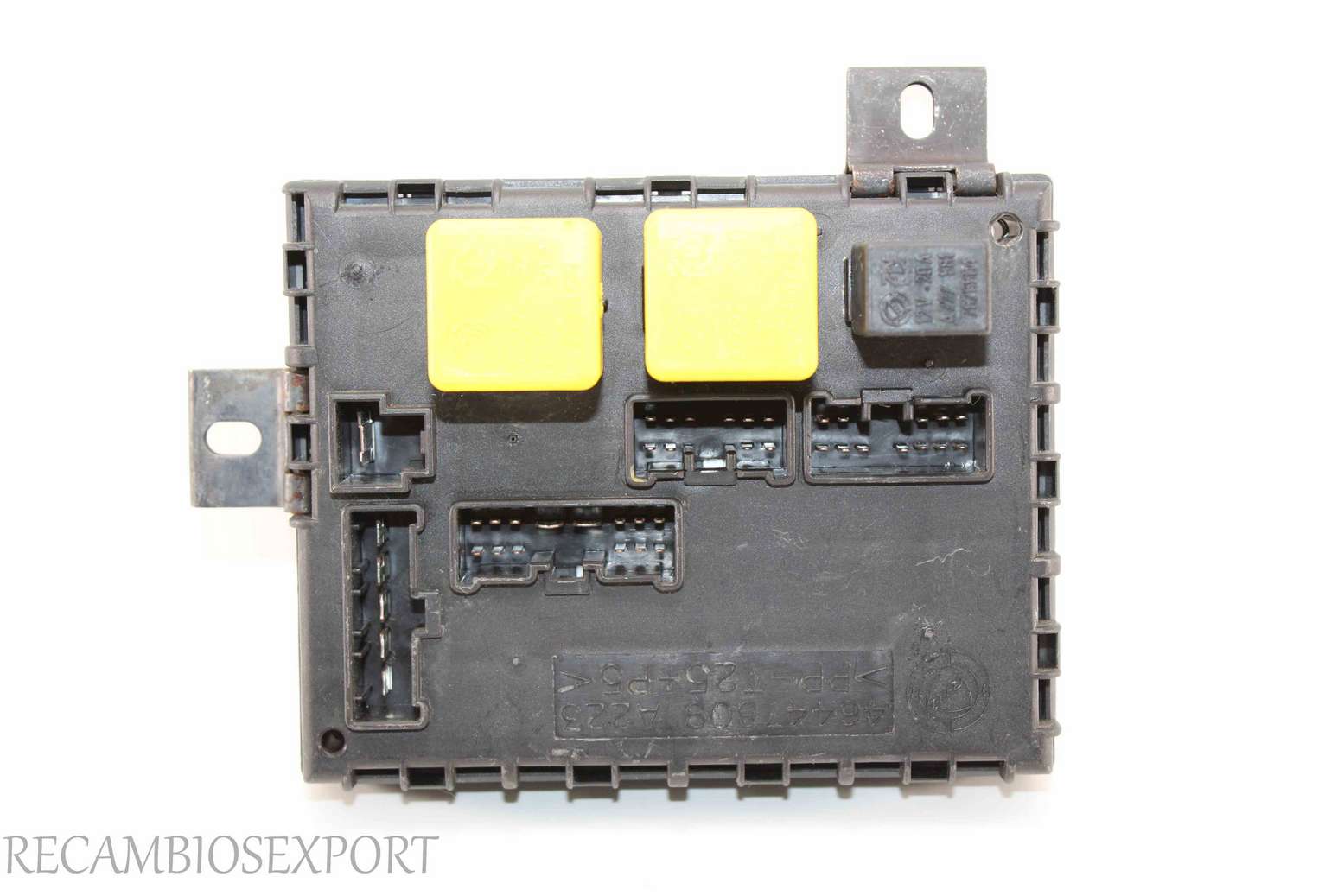 Caja de fusibles Alfa Romeo 156 46447809 A223 - foto 1