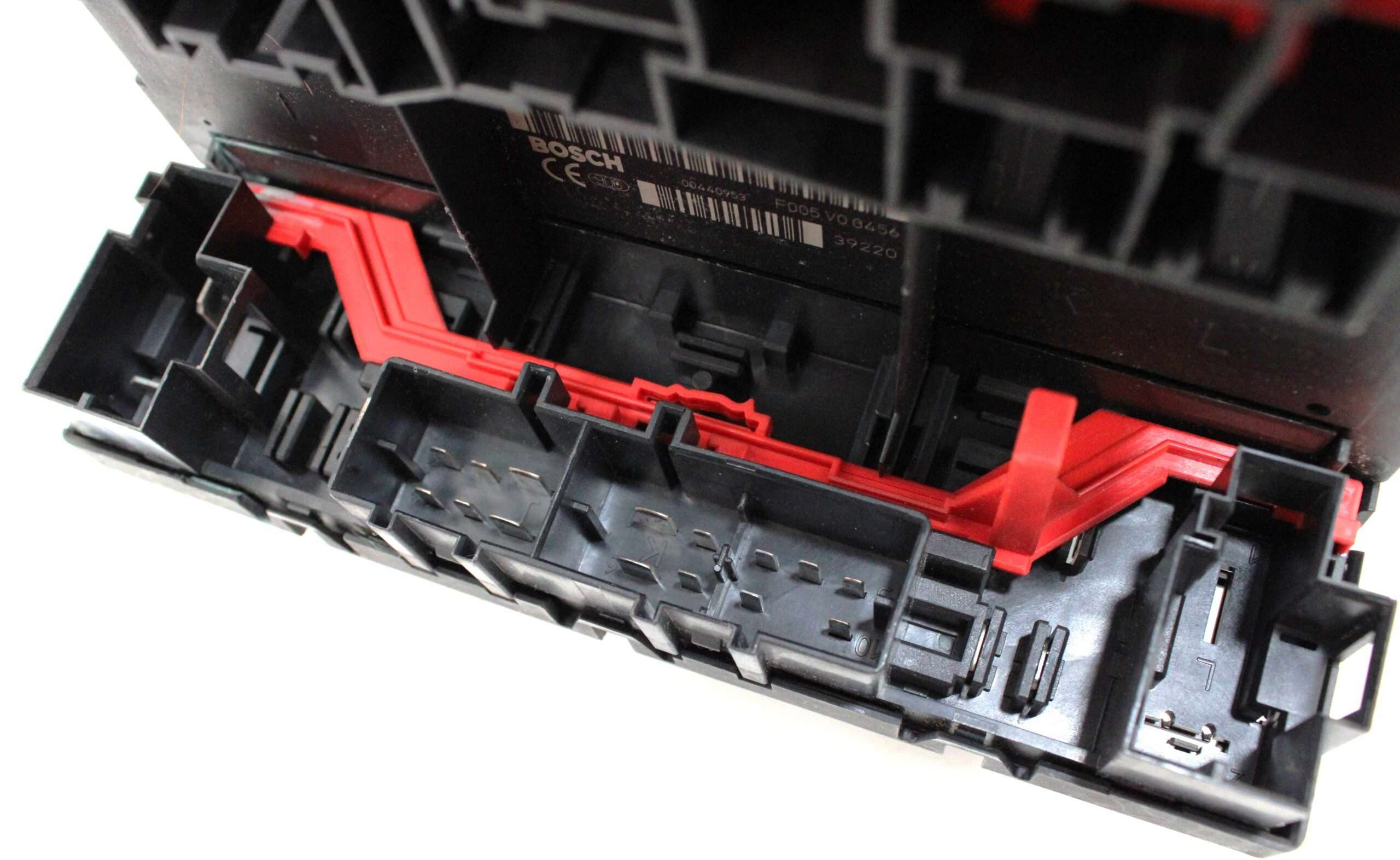 Caja de Fusibles Volkswagen Touran Golf - foto 4
