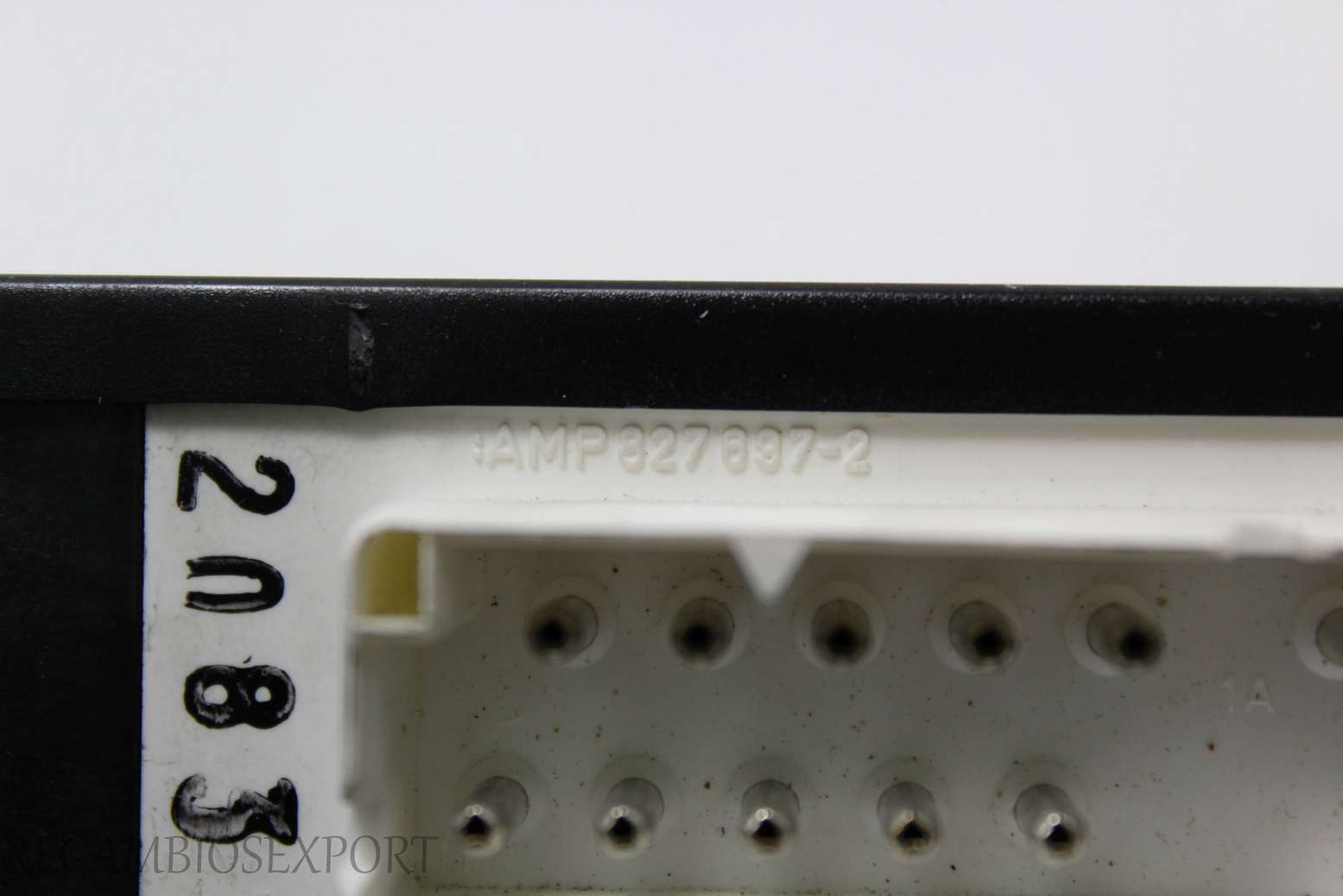 Centralita de confort BMW E32 61351379741 61.35-1 379 741 1378904 8276971 606140X01E 6061.40X.01E AMP8276972 AMP 827 697-2 1378452 - foto 5