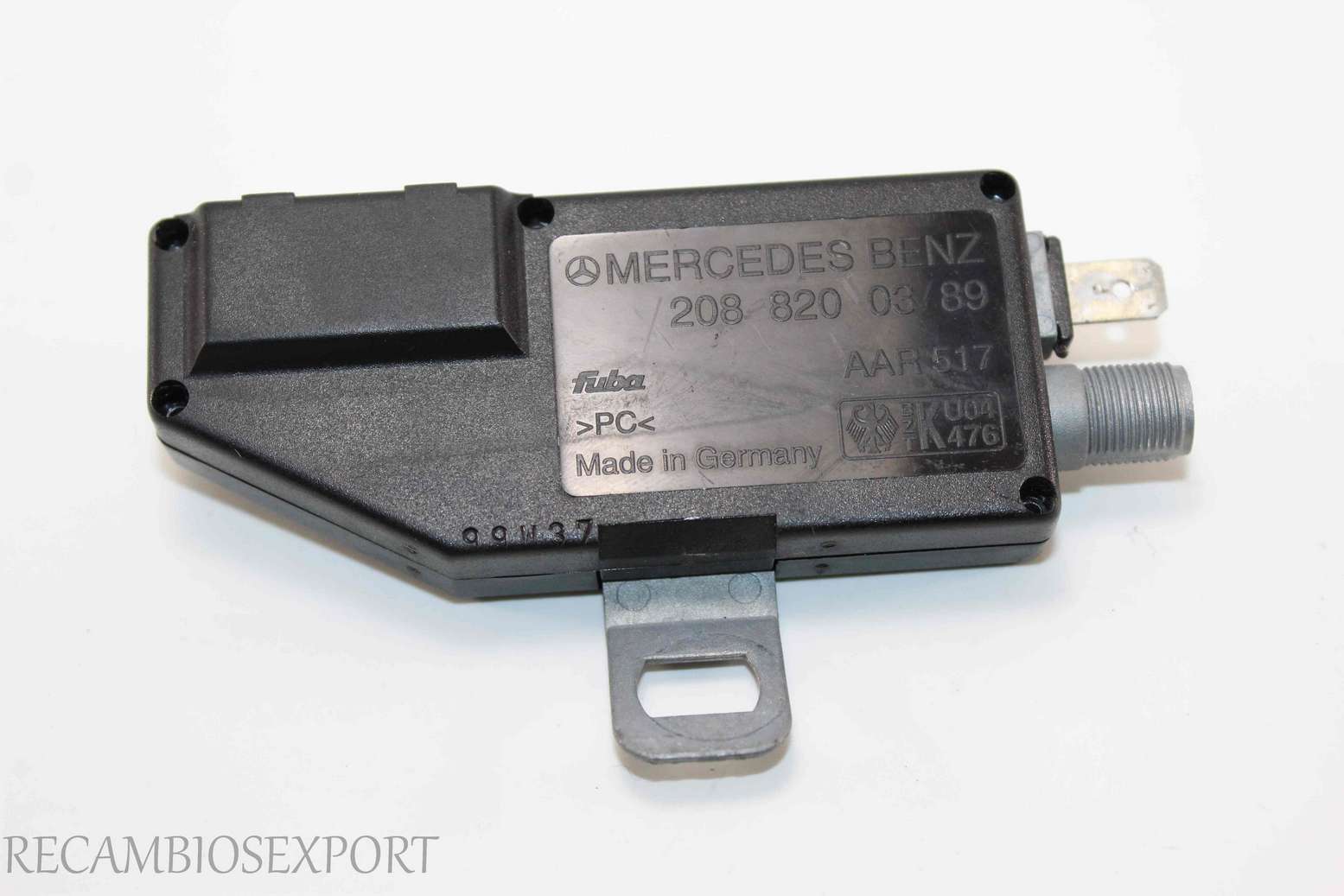 Amplificador de antena Mercedes W208 2088200389 208 820 03 89 - foto 1