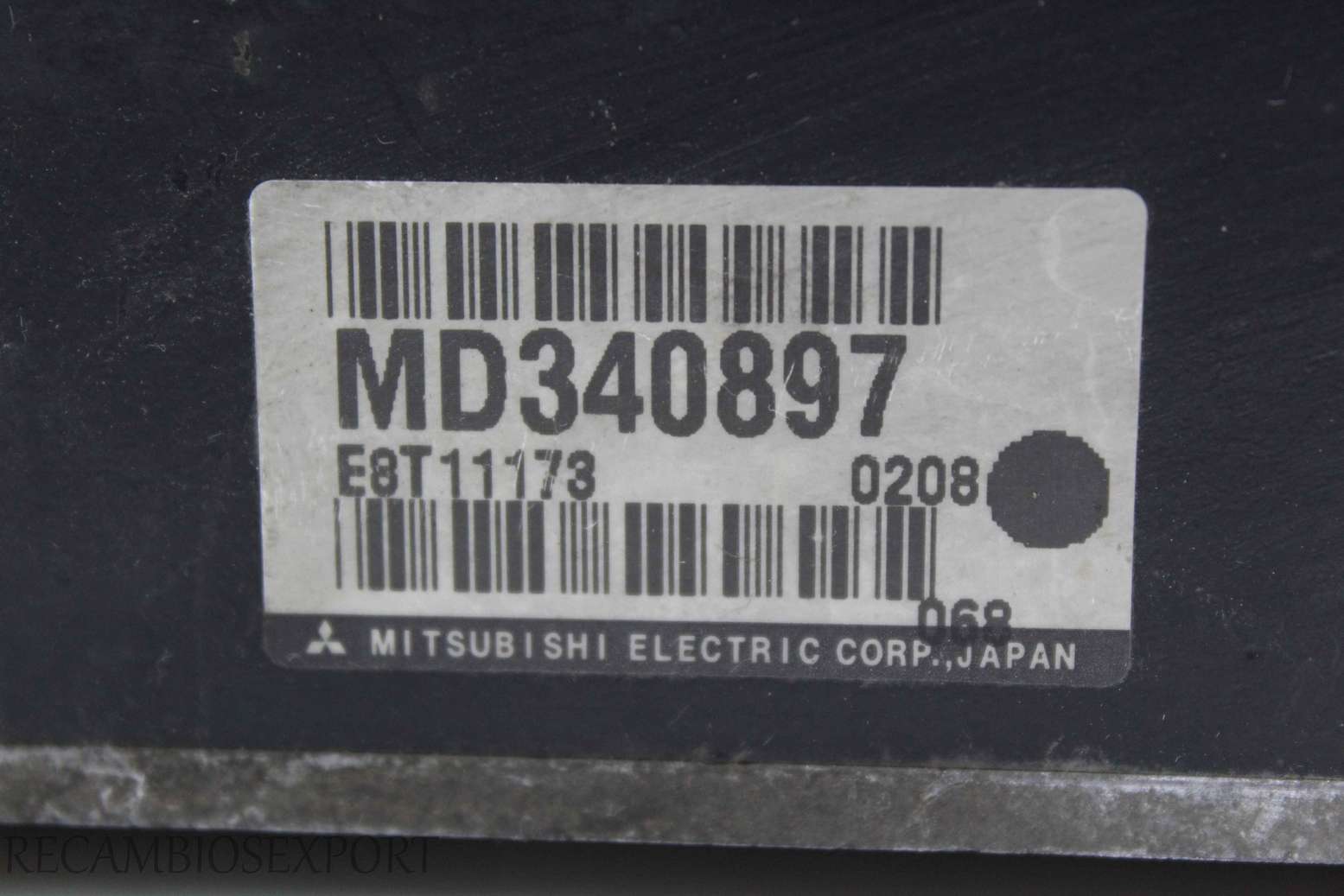 Centralita de inyección de combustible Mitsubishi Carisma Pinin Galant MD340897 E8T11173 - foto 2