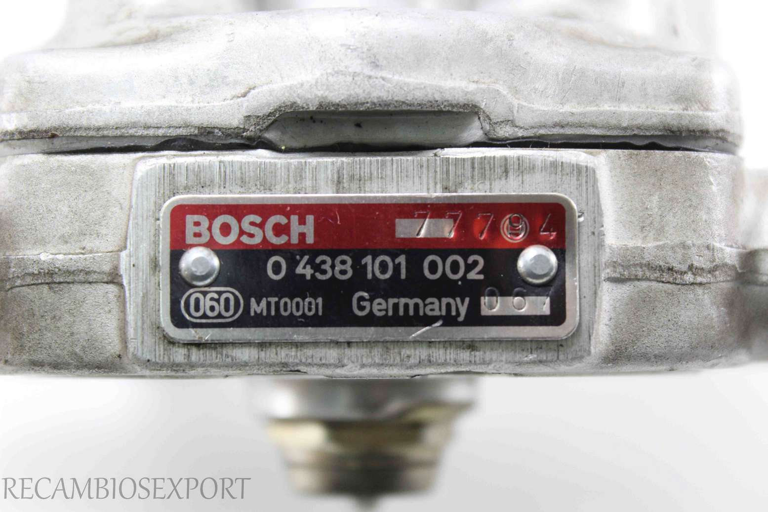 cabezal de inyeccion Mercedes W201 W124 0483161001 0 483 161 001 Bosch 0438101002 0 438 101 002 DR 0001 - foto 3