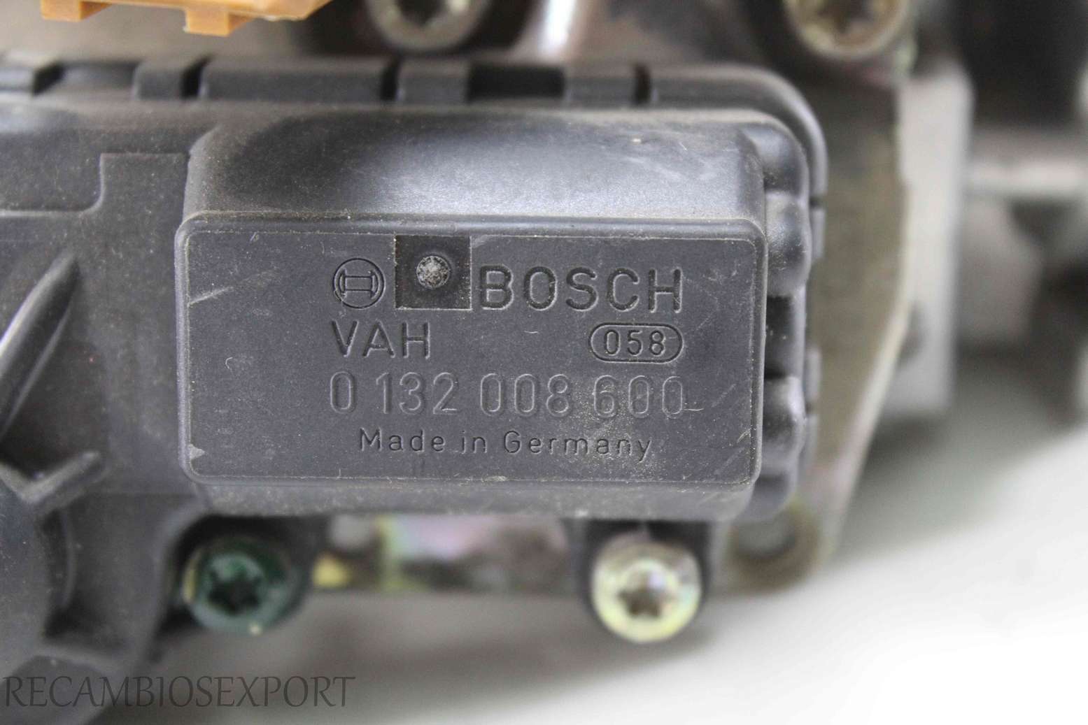 Inyector monopunto Renault Laguna 7700854323 7 700 854 323 0438201142 0 438 201 142 Bosch 0132008600 0 132 008 600 34355201579 - foto 3