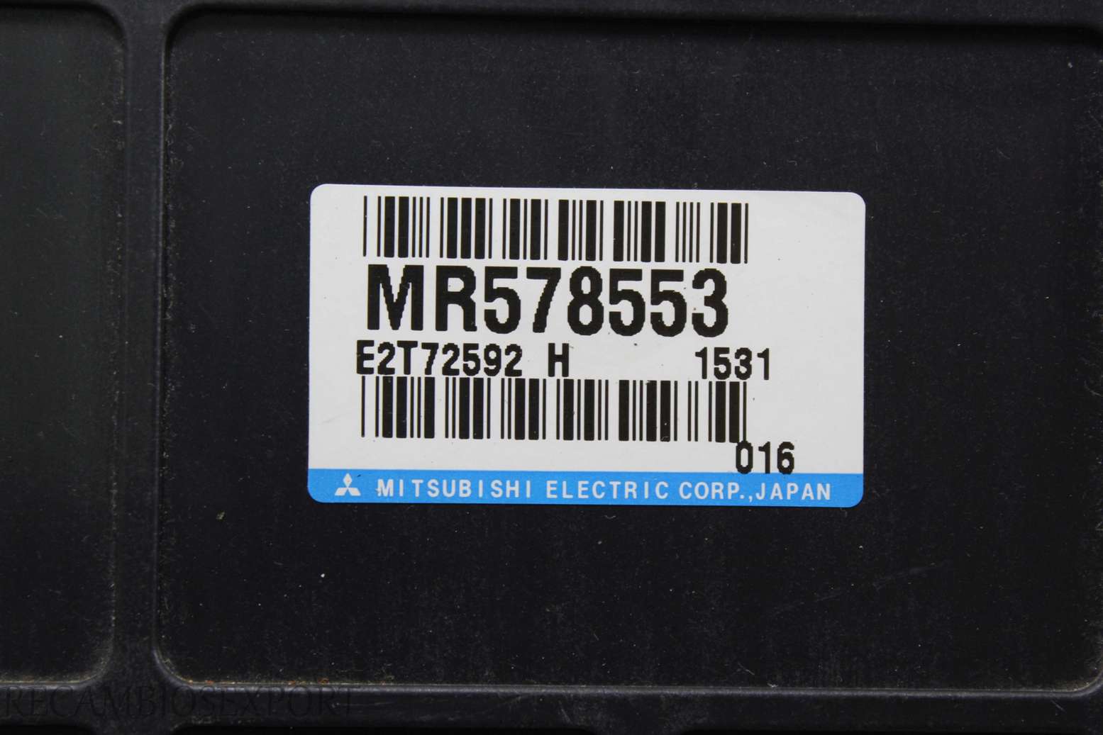 Centralita del motor Mitsubishi Space Wagon MR578553 E2T72592H E2T72592 H - foto 2