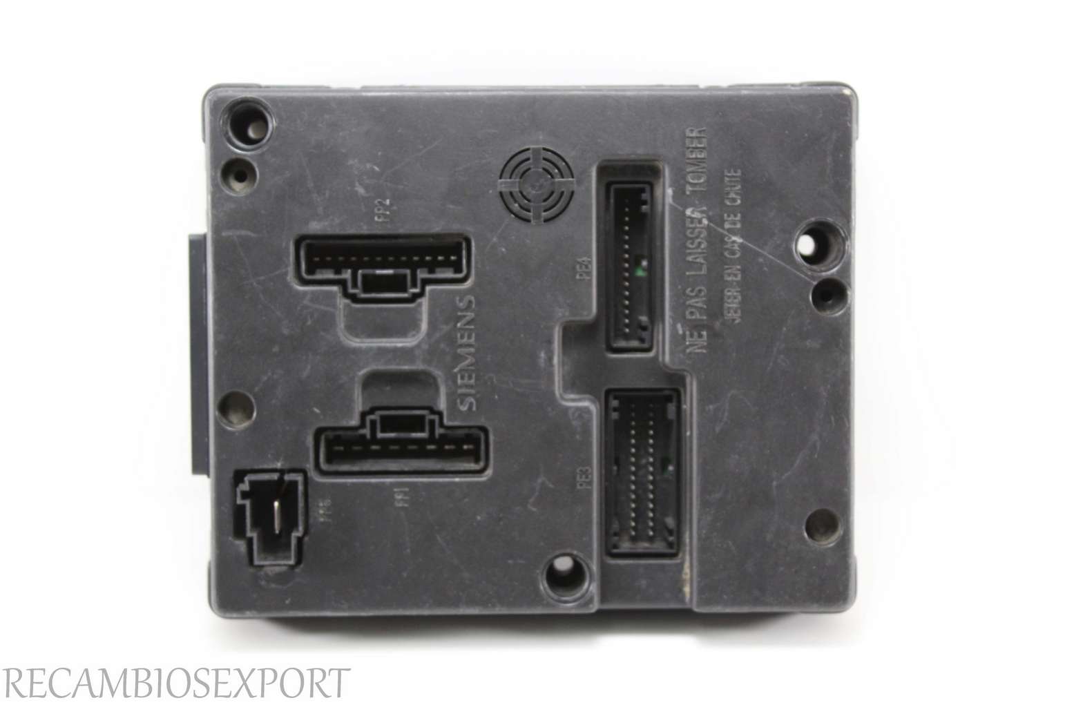 Caja de fusibles Renault Scenic Megane 8200033521A S108502710C S108502710 C - foto 1
