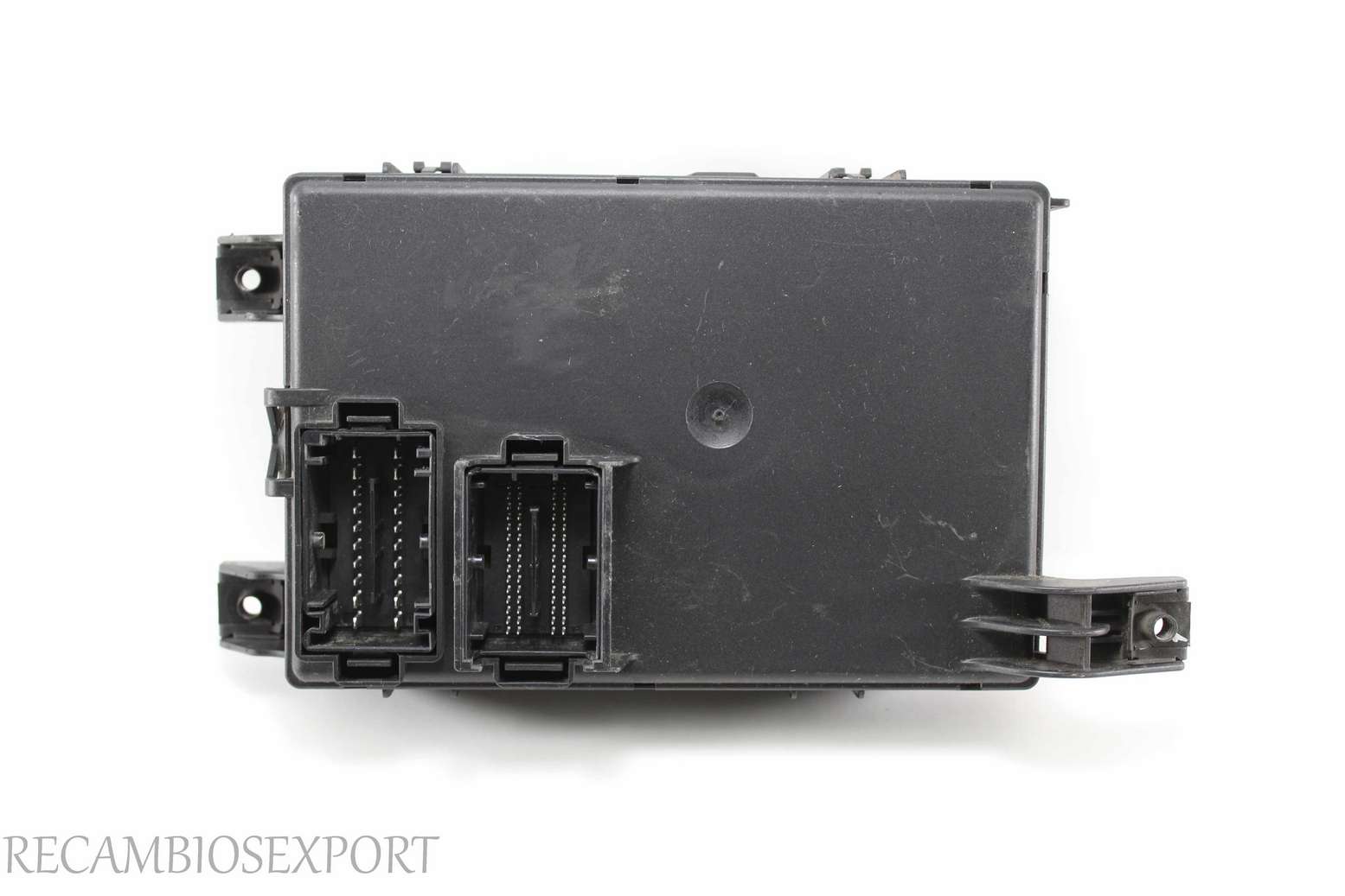 Caja de fusibles Fiat Punto Grande 00517954290 28079637 97RI010040 97RI-01 0040 - foto 2
