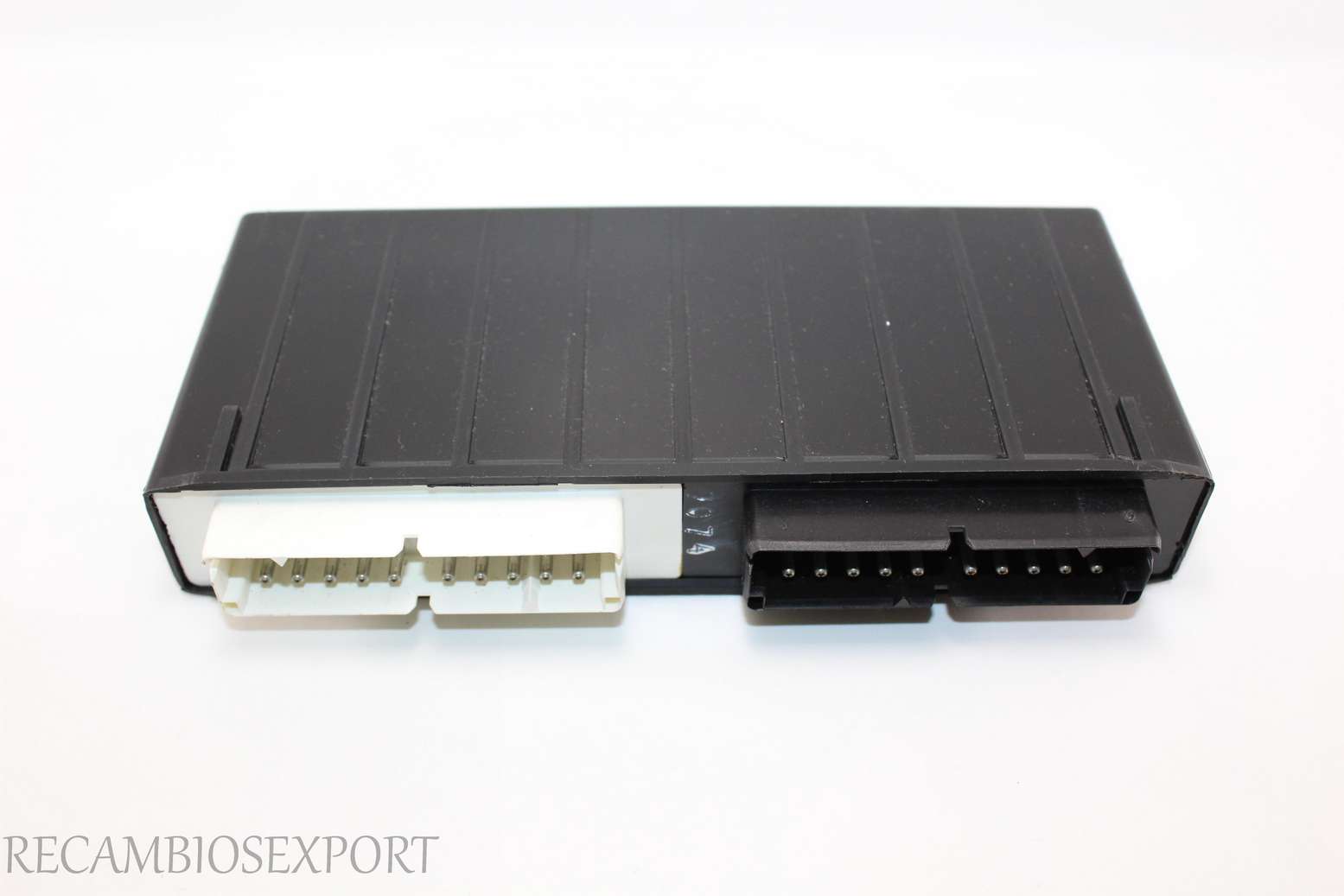 Centralita de confort BMW E34 61351379741 6135-1 379 741 60401051E 6040.105.1E - foto 1