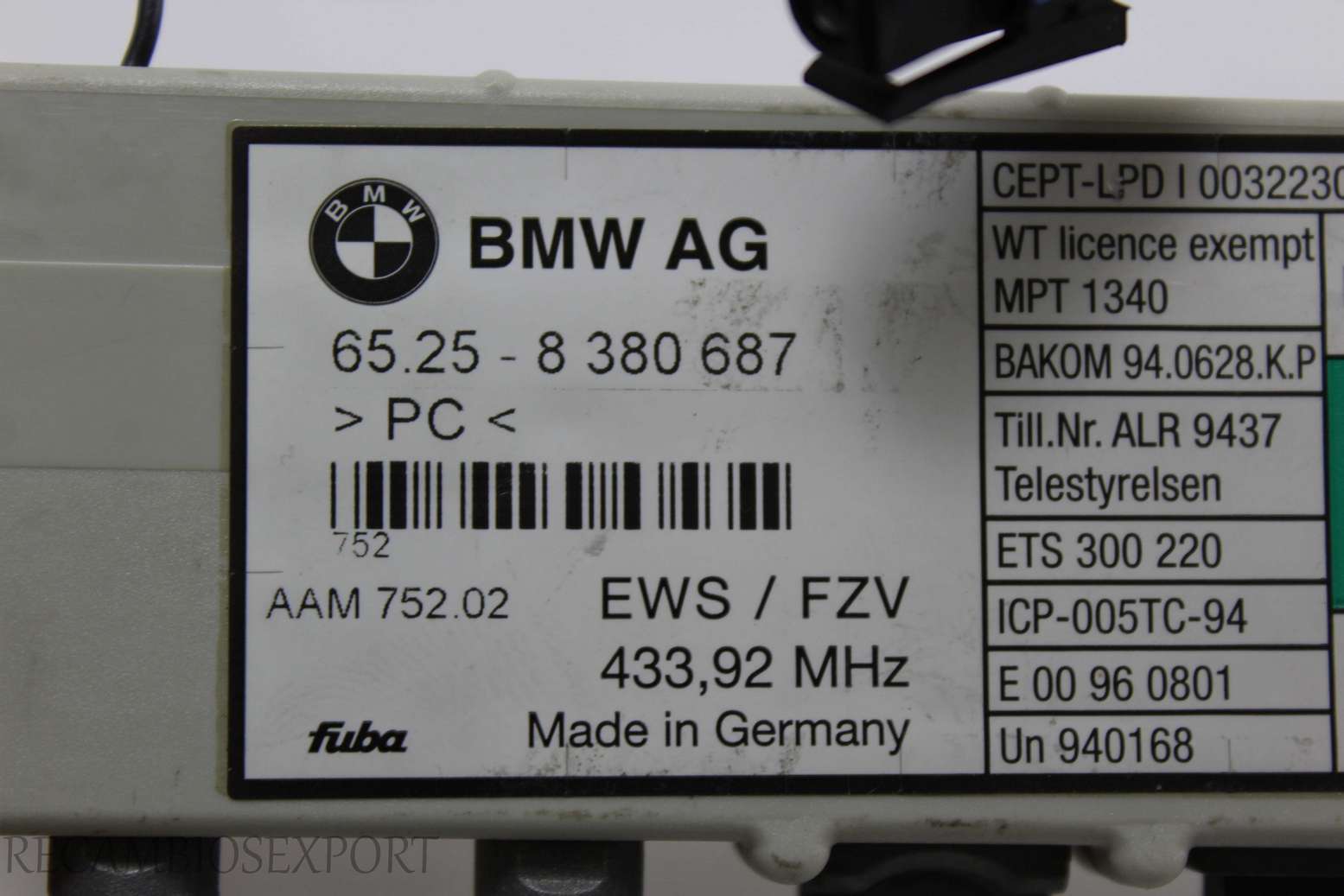 Amplificador de antena BMW E38 65258380687 65.25-8 380 687 AAM75202 AAM 752.02 - foto 2