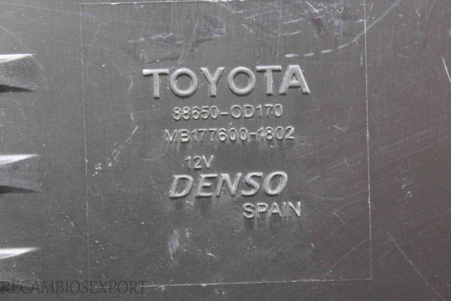 Centralita de control de clima Toyota Yaris - foto 2