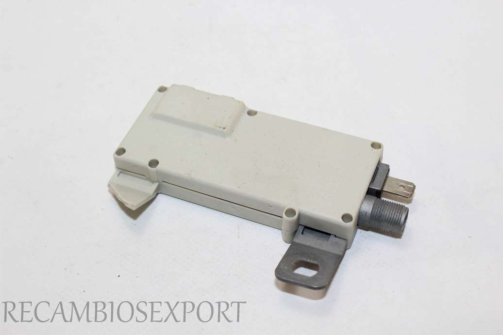 Antena amplificador Mercedes W210 2108200589 210 820 05 89 - foto 1