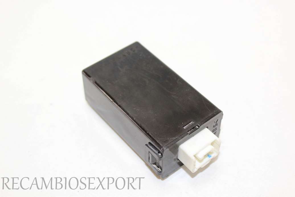 Modulo de control de cierre centralizado Mazda 5 CC65675DZB X1T41473M1 MR 13B3 - foto 1