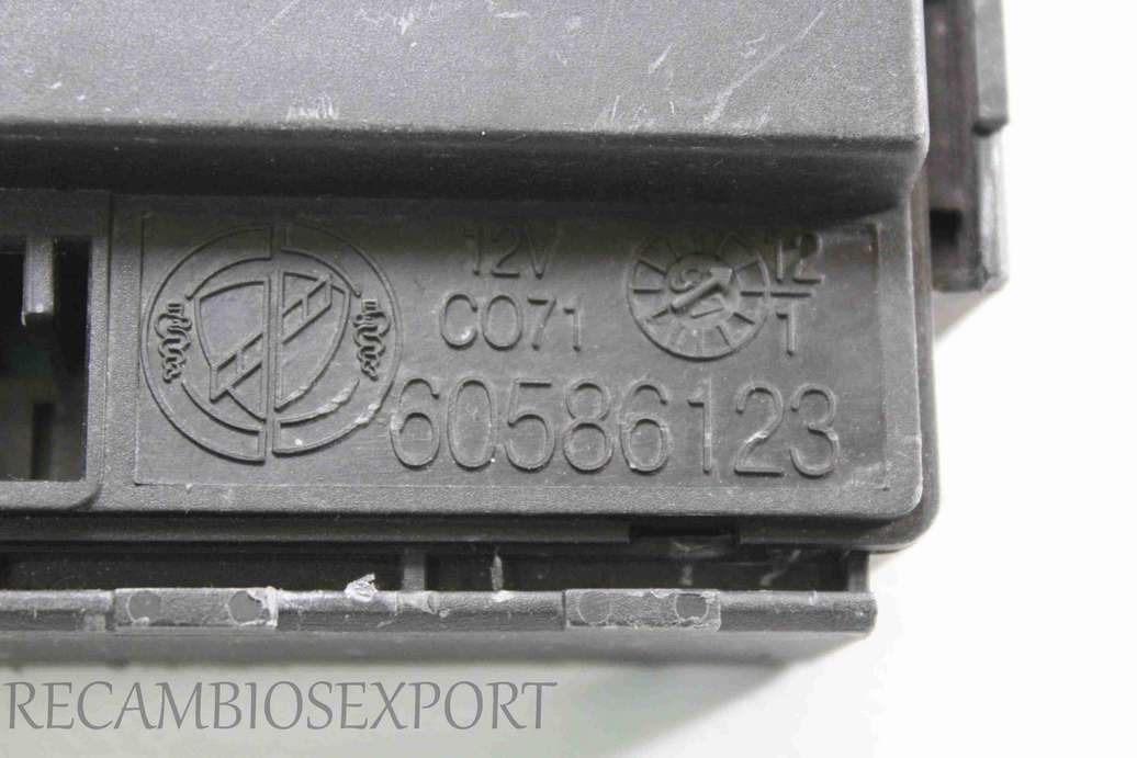 Modulo de control elevalunas Alfa Romeo 145 146 164 - foto 2
