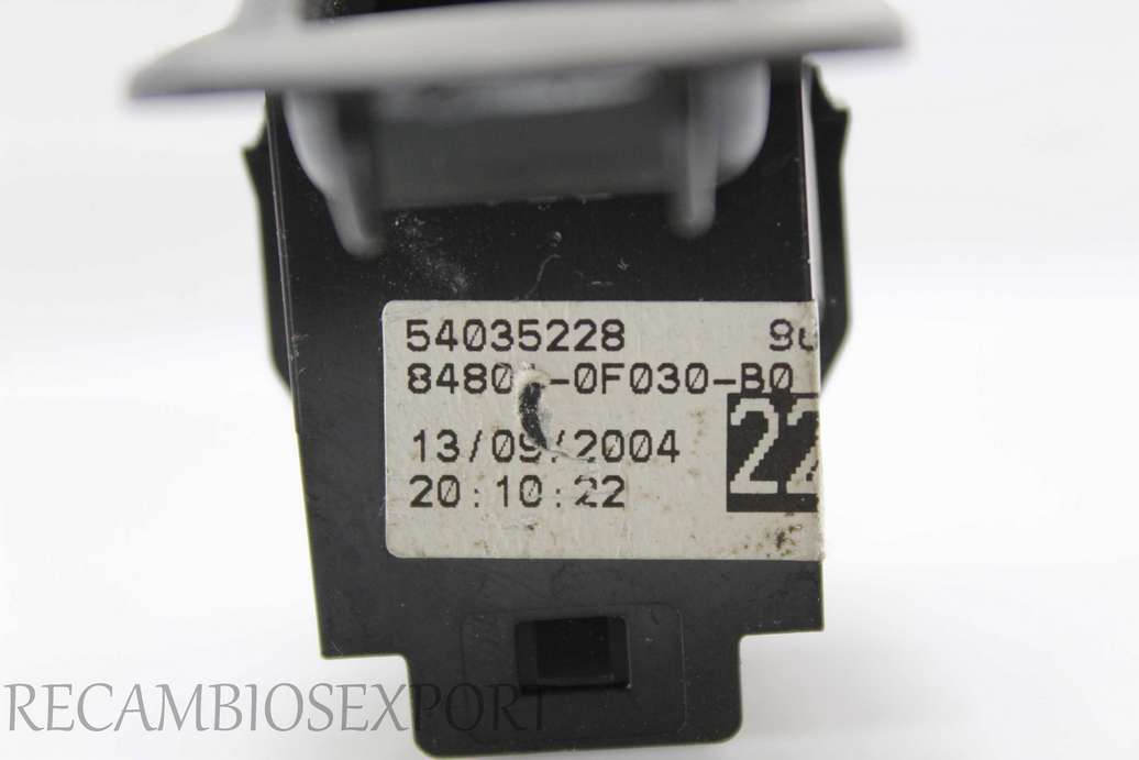 Interruptor de elevalunas Toyota Corolla Verso 848010F030B0 84801-0F030-B0 54035228 - foto 2