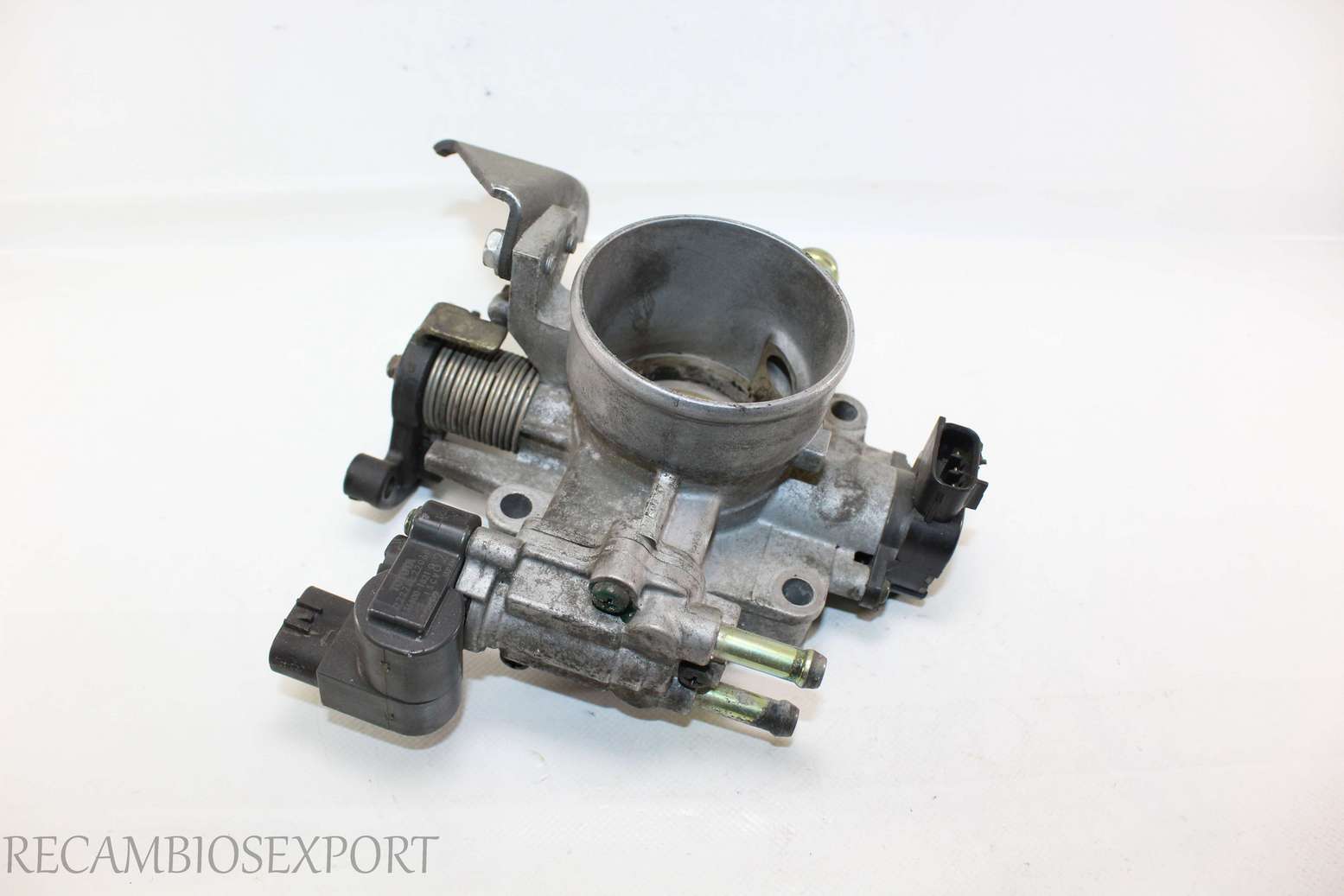 Caja mariposa Toyota Corolla Verso Avensis 2227022060 22270-22060 1368001821 136800-1821 8945220130 89452-20130 1985001071 198500-1071 - foto 1