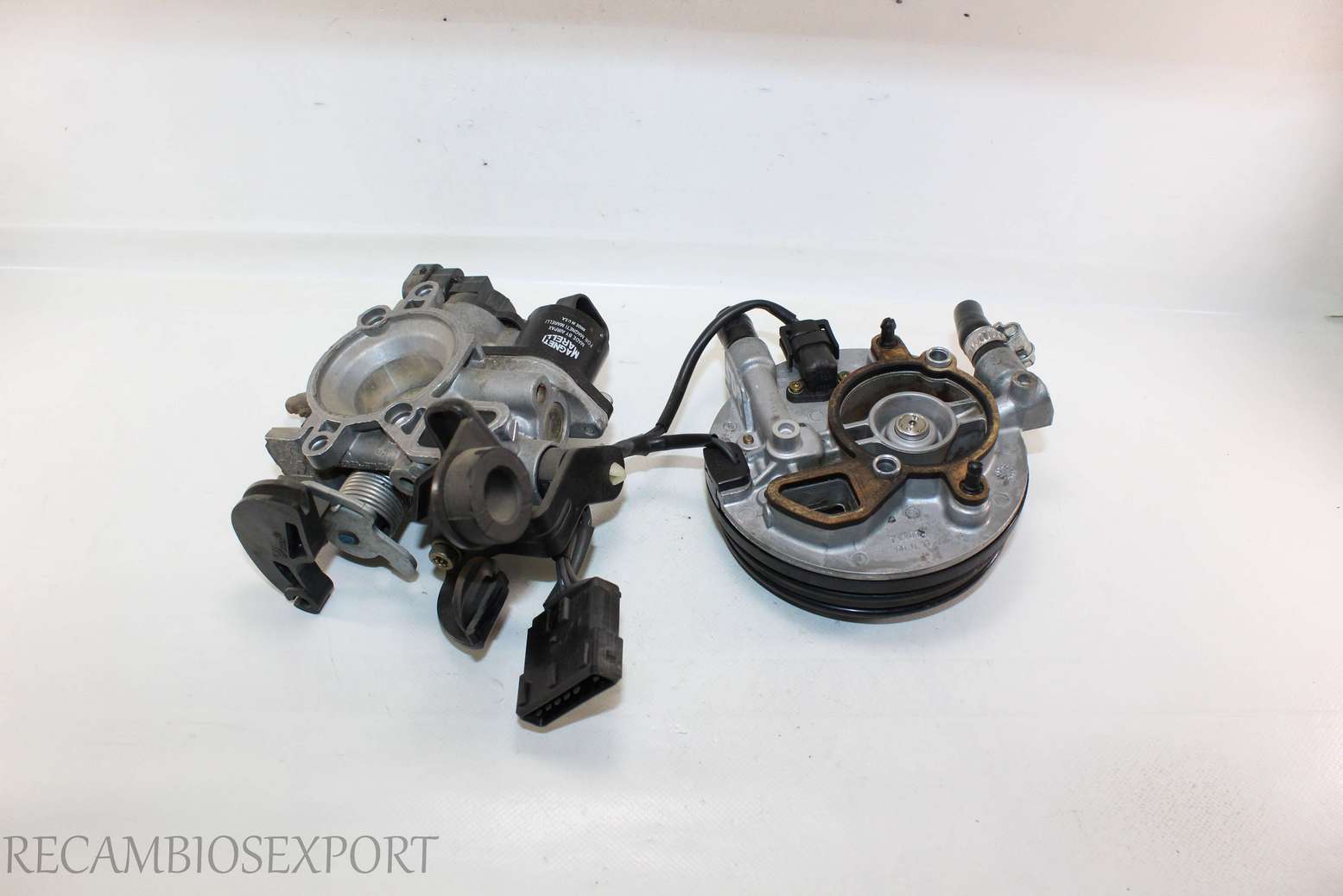 Inyector monopunto Peugeot 106 2323100403 23231 00 403 - foto 1