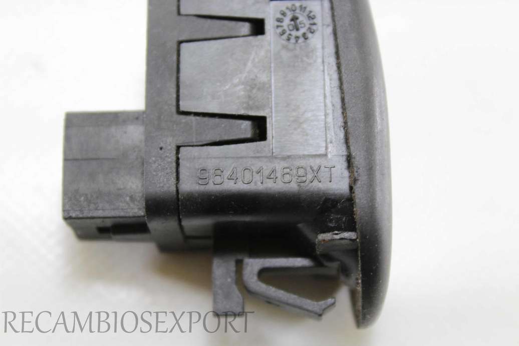 Interruptor de elevalunas Citroen C2 C3 96401469XT - foto 2