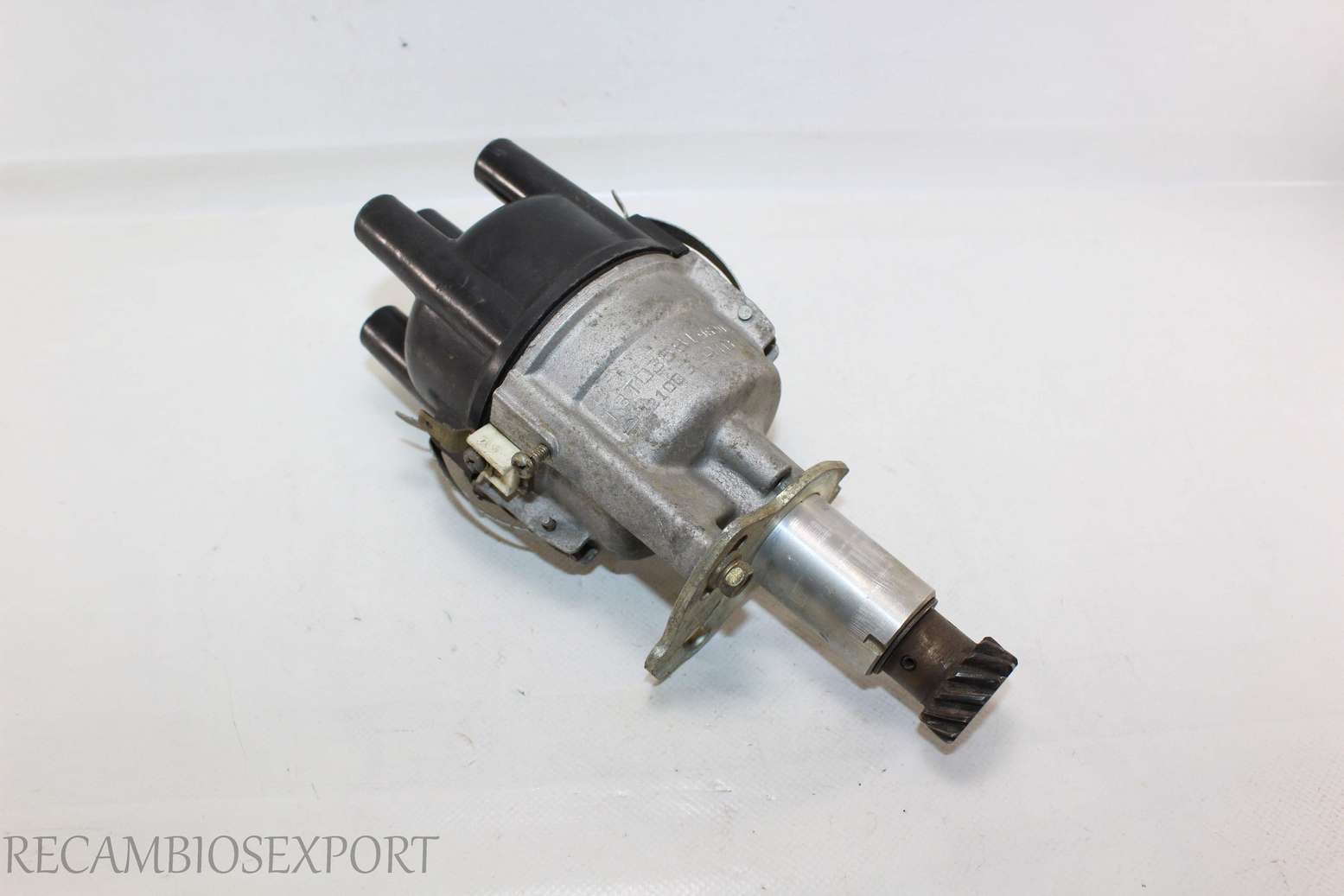 Distribuidor ignicion Nissan Vanette Cargo 22100G1910 T3T03581 Delco - foto 1