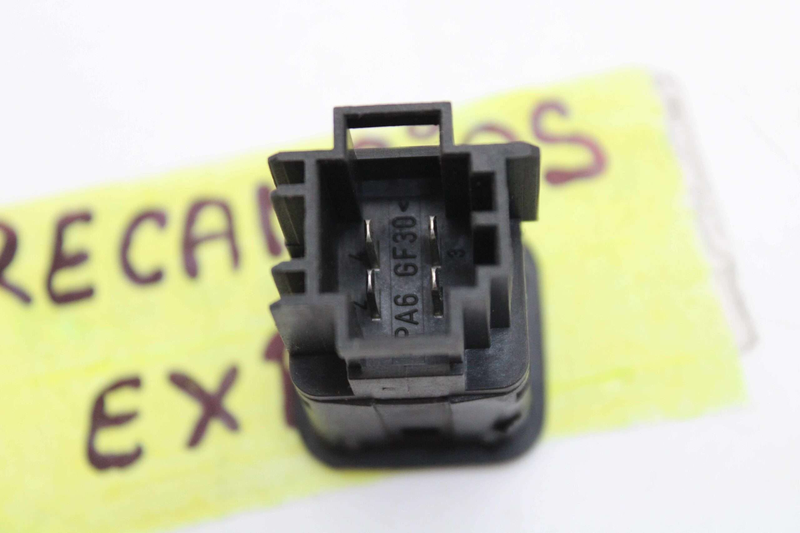 Interruptor de Alarma Volkswagen Passat Audi - foto 4