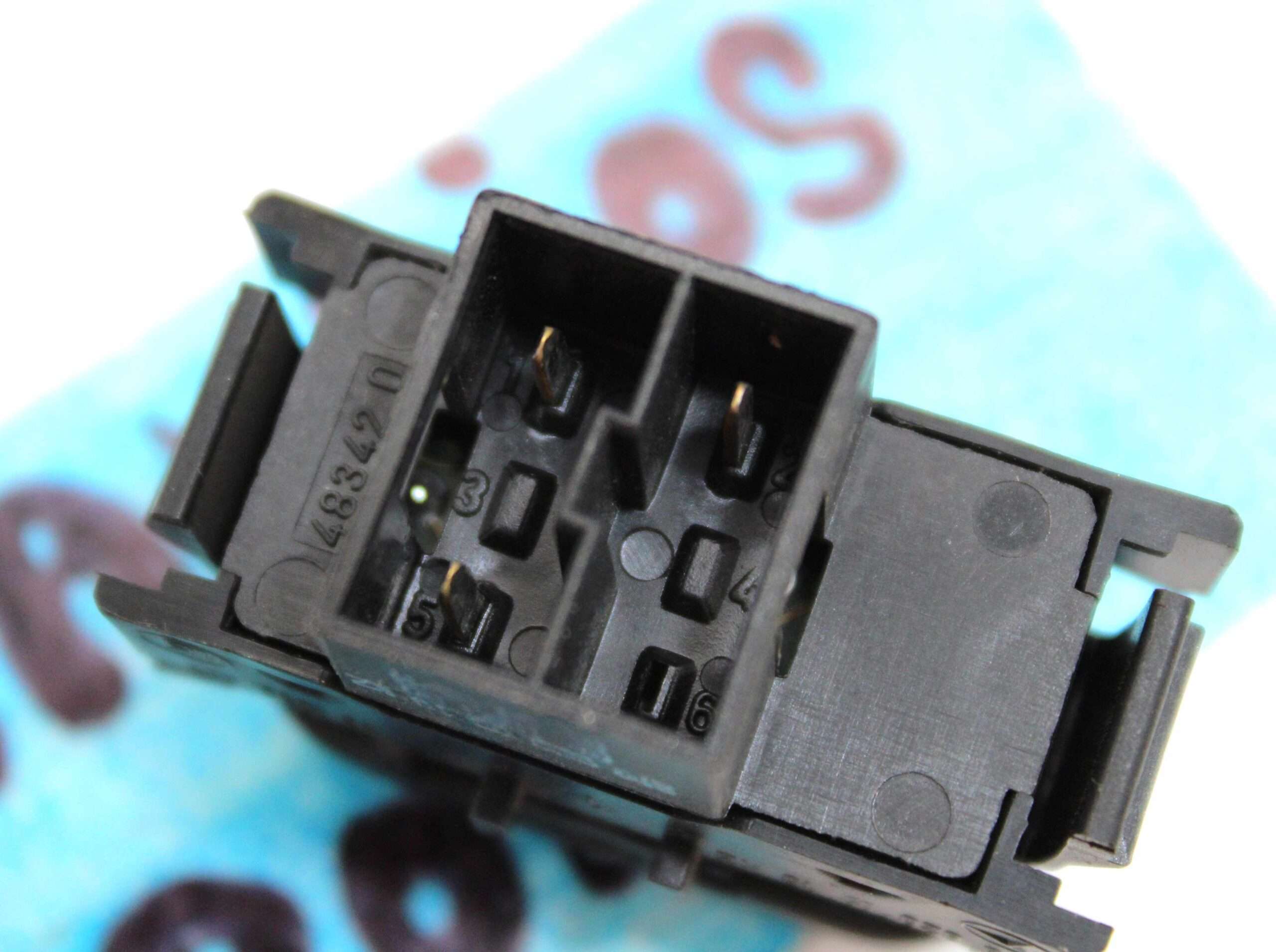 Interruptor de Elevalunas Mercedes W210 - foto 4